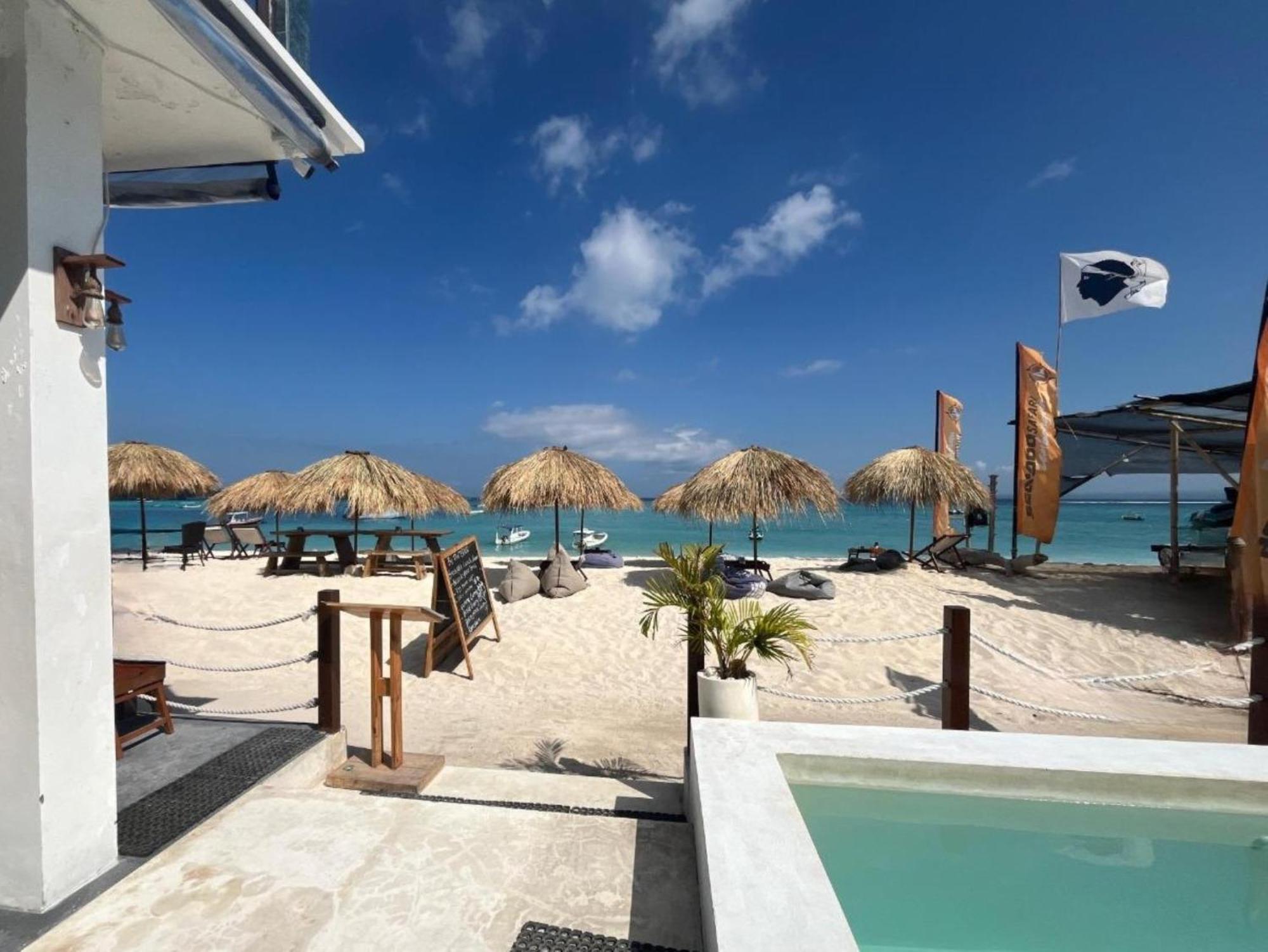 The Beach Huts Lembongan Экстерьер фото